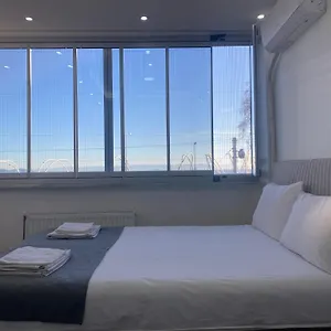 Amida Family Aparthotel